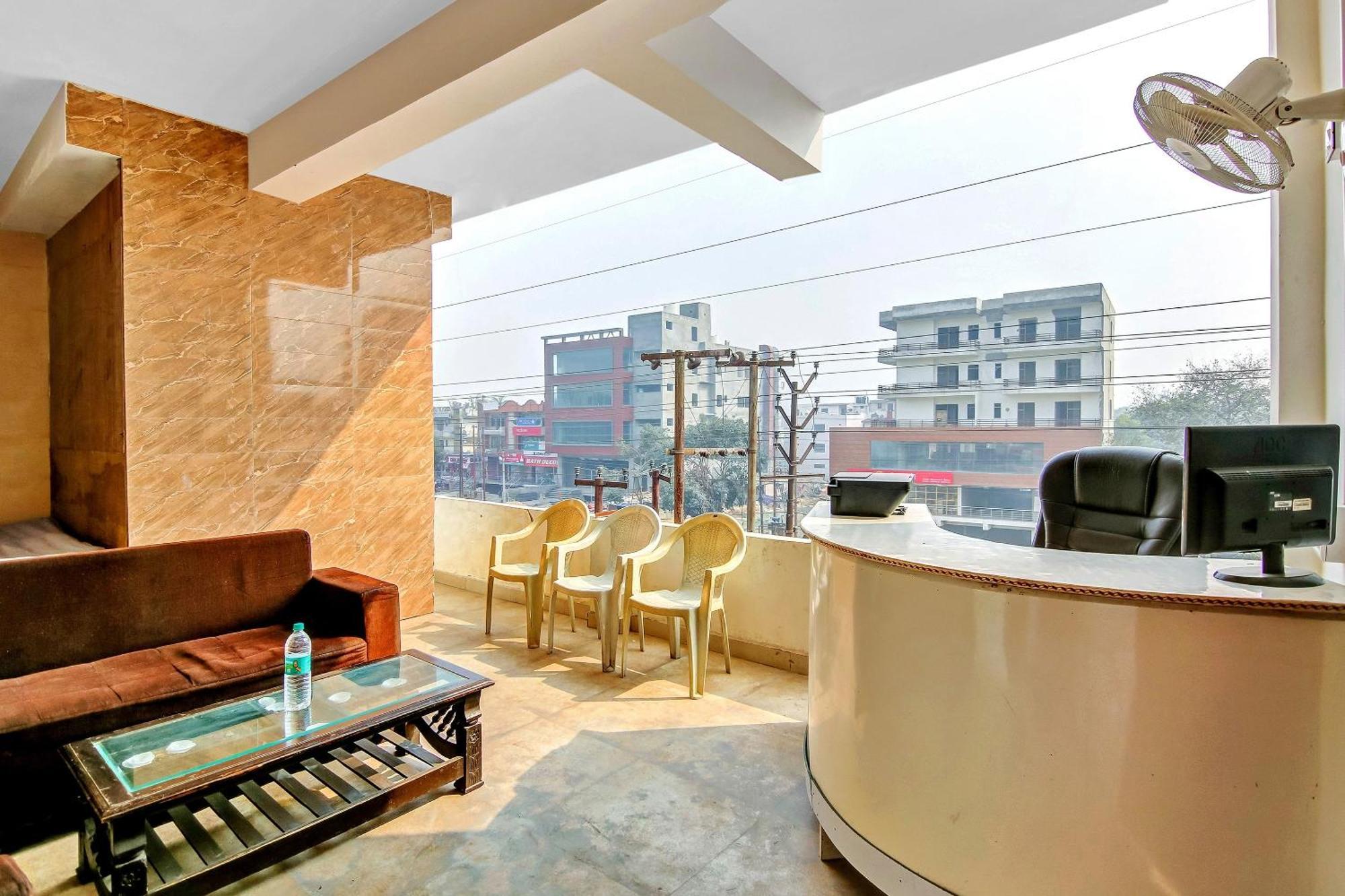 Hotel O Yash Hotel Ghaziabad Exterior photo